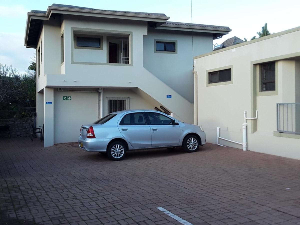12 On Beach Guest House Saldanha Bay ภายนอก รูปภาพ