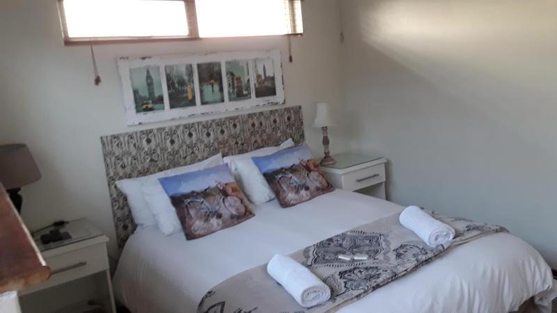 12 On Beach Guest House Saldanha Bay ภายนอก รูปภาพ