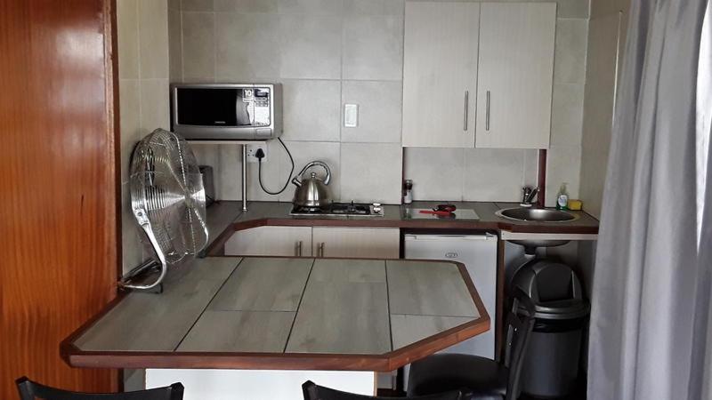 12 On Beach Guest House Saldanha Bay ภายนอก รูปภาพ