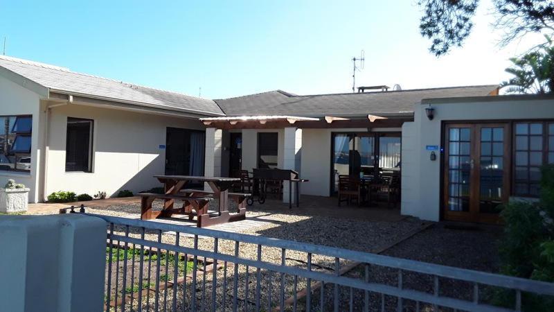 12 On Beach Guest House Saldanha Bay ภายนอก รูปภาพ