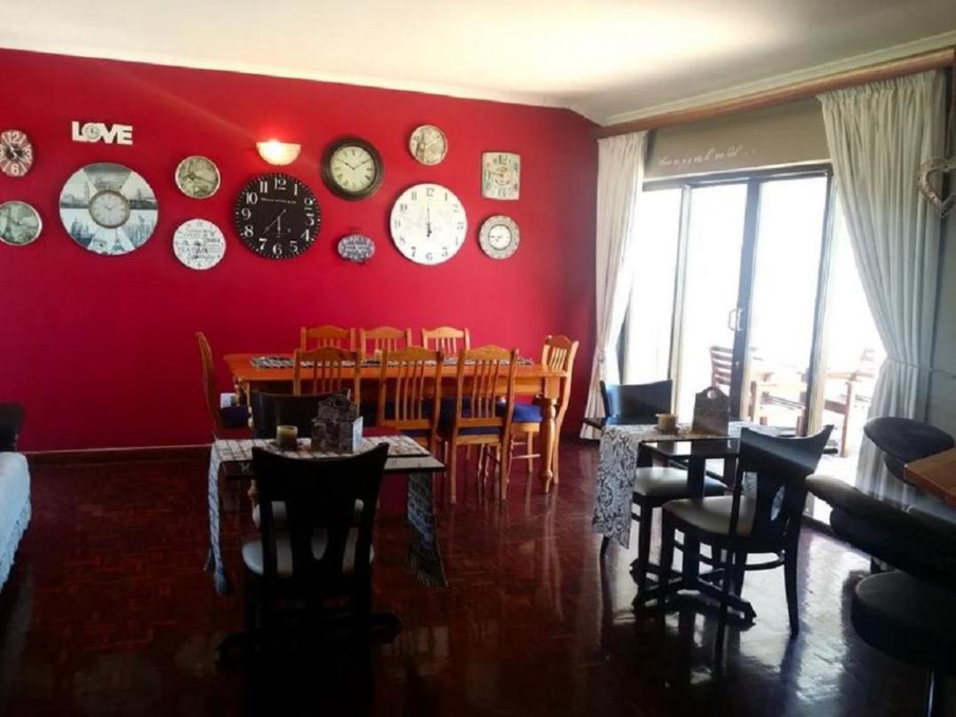 12 On Beach Guest House Saldanha Bay ภายนอก รูปภาพ